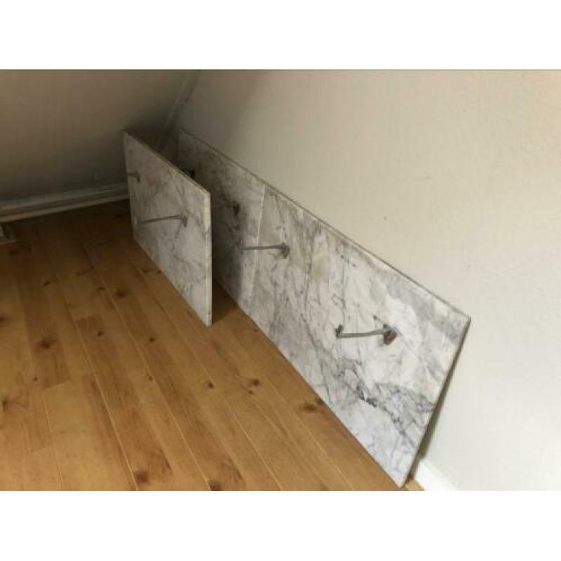 Mooie marmeren panelen (afkomstig van oude badkamer)
