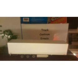 Box Trailer. 3 asser