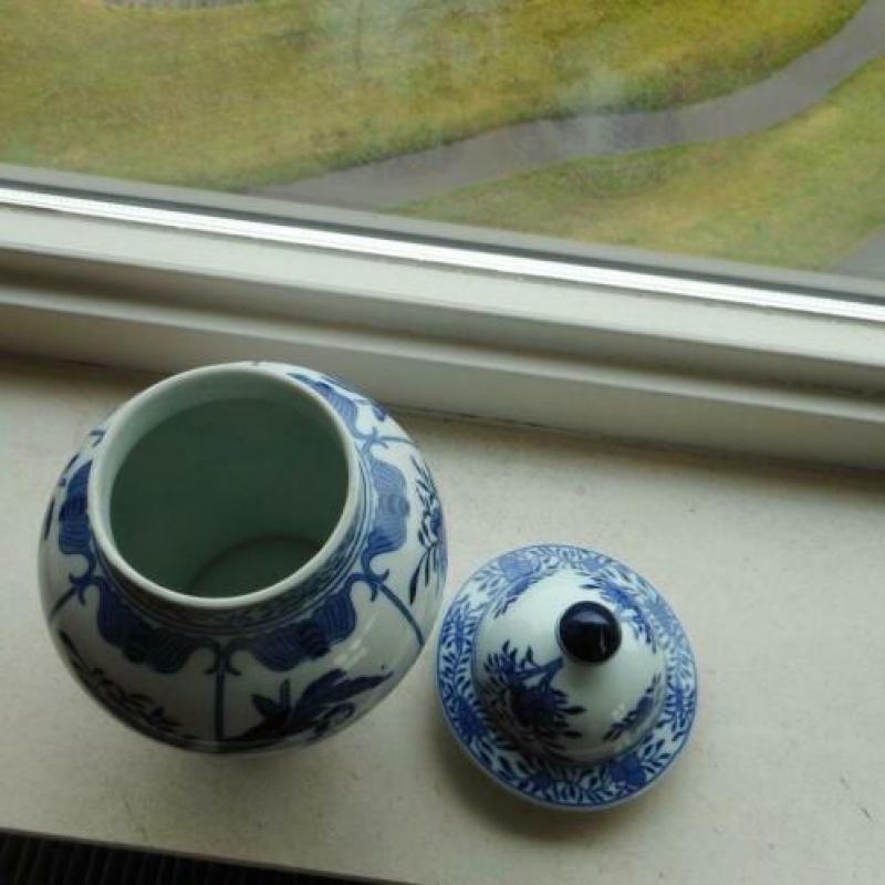 Dekselvaas blauw wit met chinese motieven