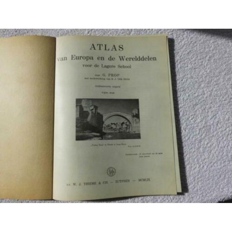 Atlas van Europa en de werelddelen door G.Prop.