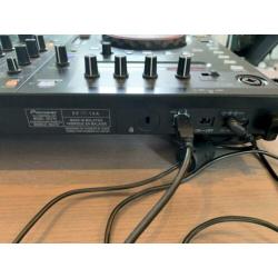 Pioneer DJ controller