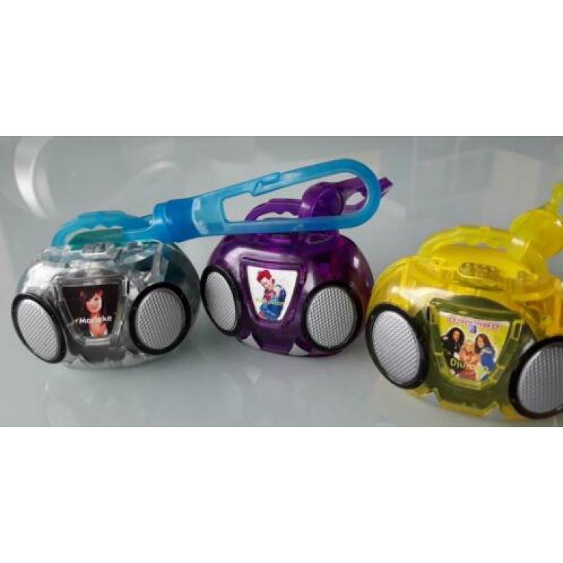 2004 McDonald's Happy Meal radiootje o.a.Jim, Kim-Lian,Brace