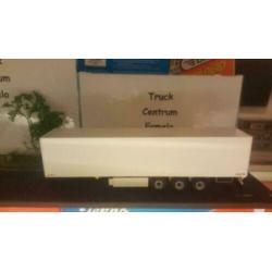 Box Trailer. 3 asser
