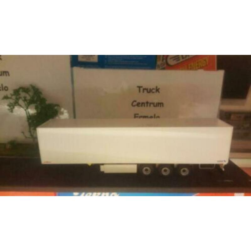 Box Trailer. 3 asser