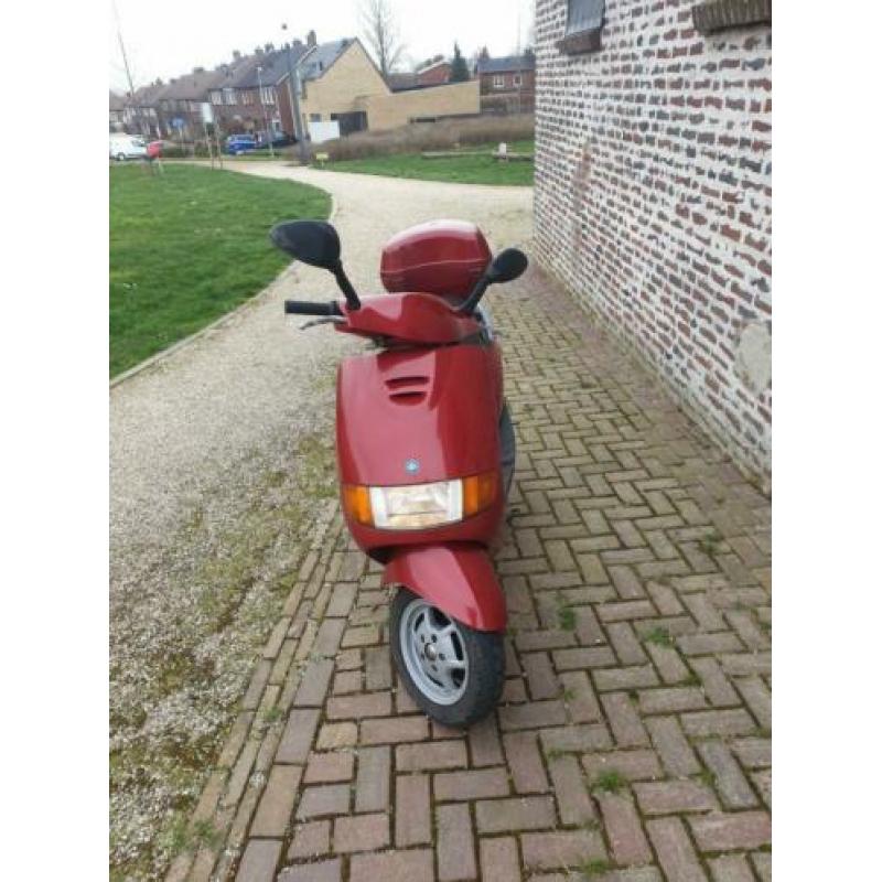 piaggio sfera 125 Duitse papieren