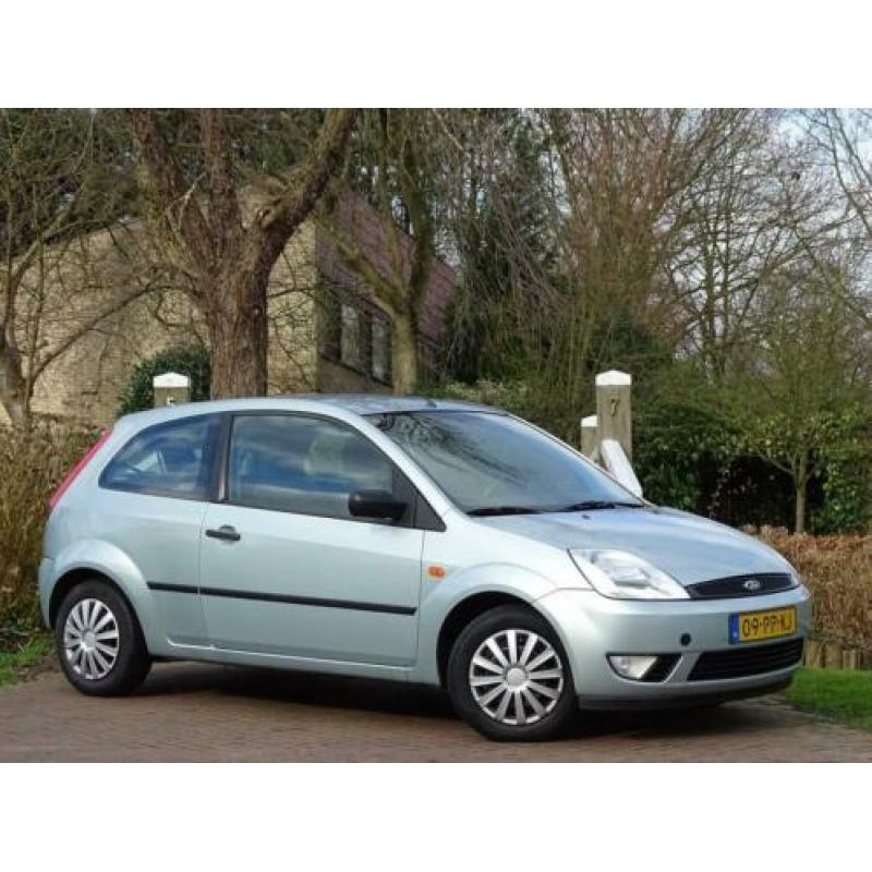 Ford Fiesta 1.4-16V Futura | Automaat | Airco | Nieuwe D-rie