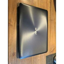 Asus laptop r558u