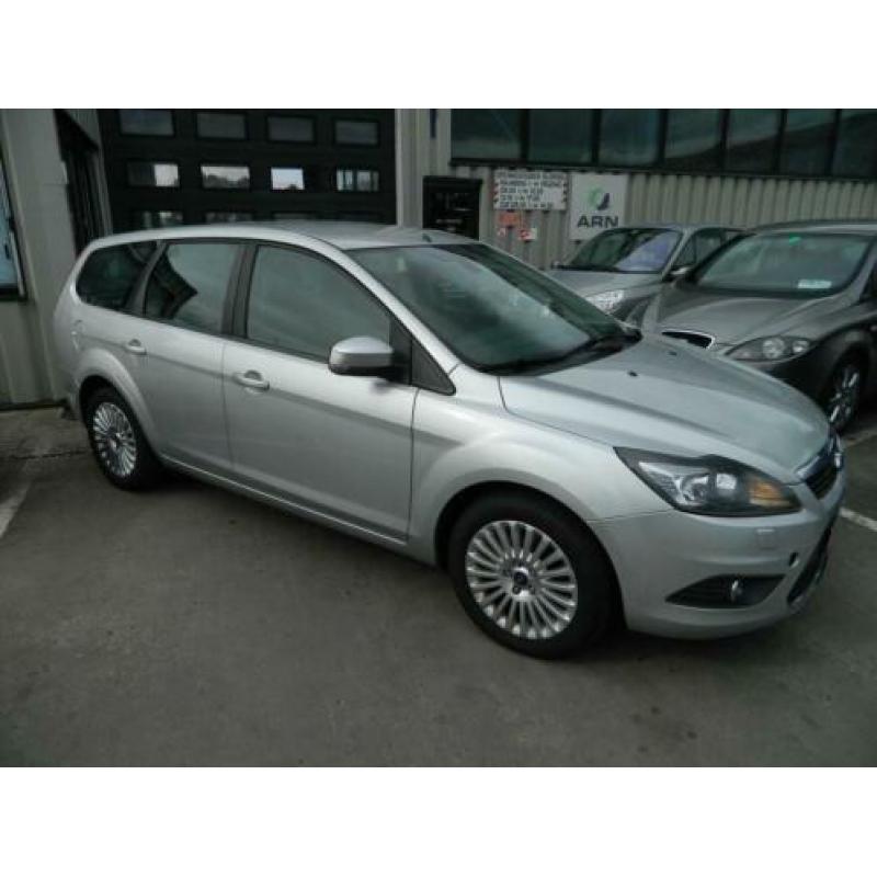 FORD Focus 2.0 TDCI 100KW 5D POWERSHIFT Titanium