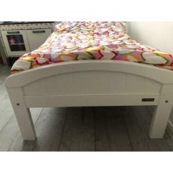 Peuter bed / junior bed/ kinder bed 70x140