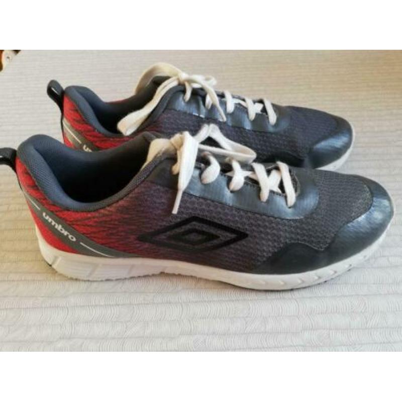 Umbro Sportschoen Heren mt 42