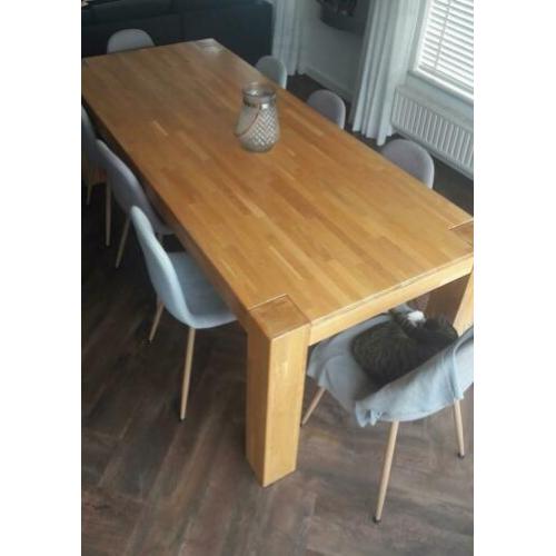 Eetkamertafel eiken 2.40m