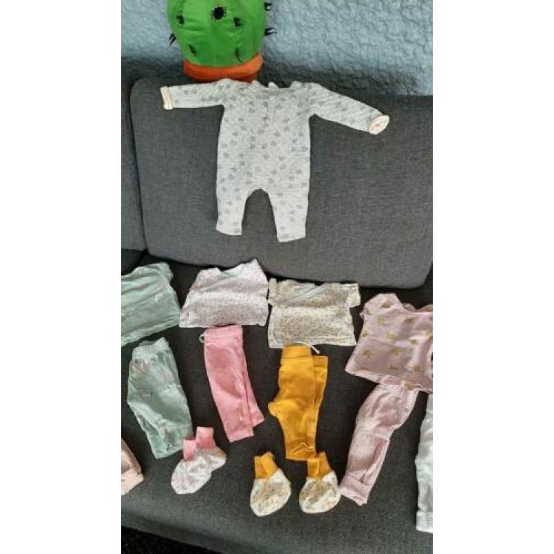 Babykleding maat 50 en 56