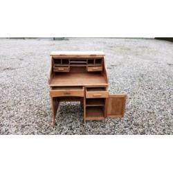 679, antiek eiken rolbureau te koop