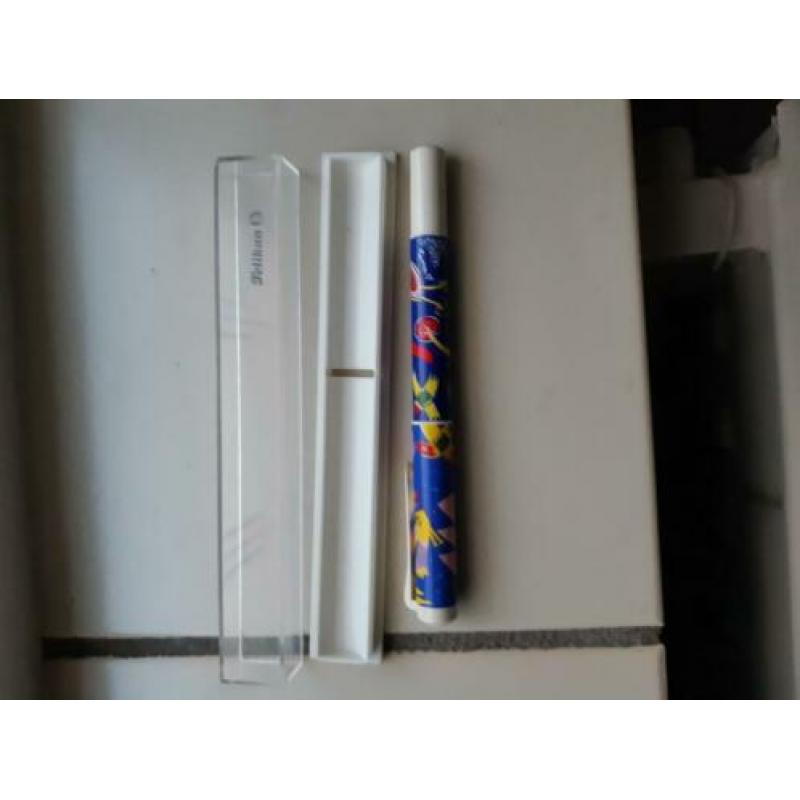 Pelikan vulpen corneille