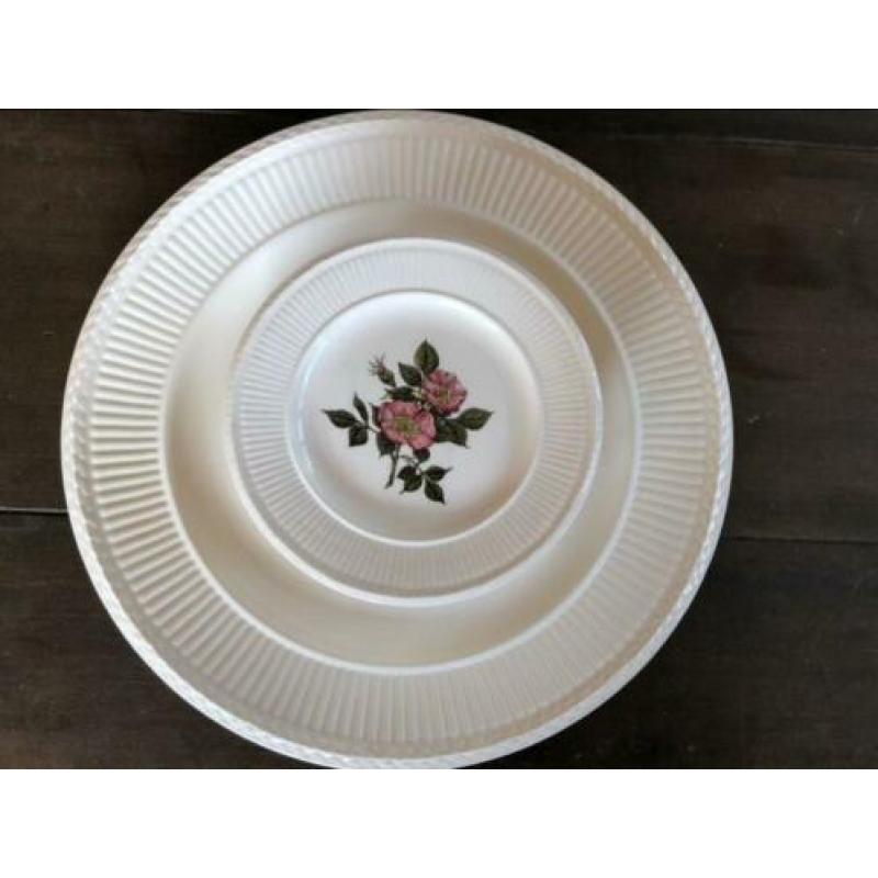 Wedgwood Briar rose gebak/taart schaal met 10 gebaksbordjes
