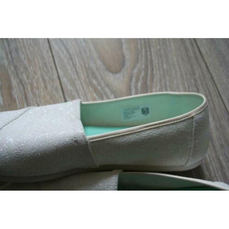 Witte sparkel Toms 42 1 x gedragen