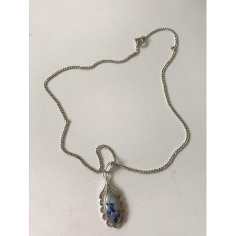 Zilveren ketting met DELFTS BLAUWE hanger nr 2