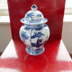 Dekselvaas blauw wit met chinese motieven