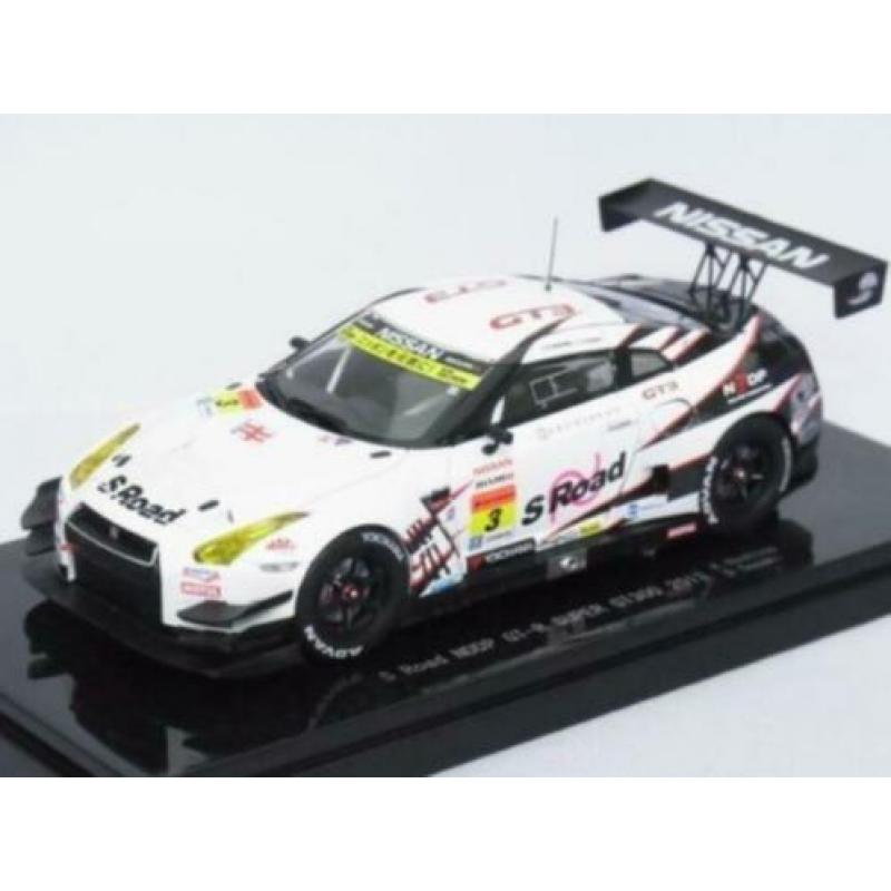 Nissan GT-R Super GT300 2013 van Ebbro 1/43 S Road