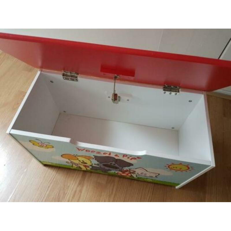 Speelgoedkist woezel en pip