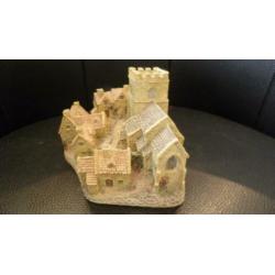 lilliput lane looks castle street Hand Painted (David Winter