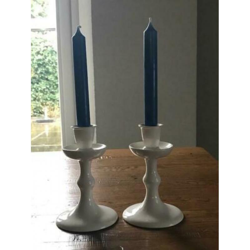 2 mooie kandelaars Delfts Wit (hoogte 14,5 cm)