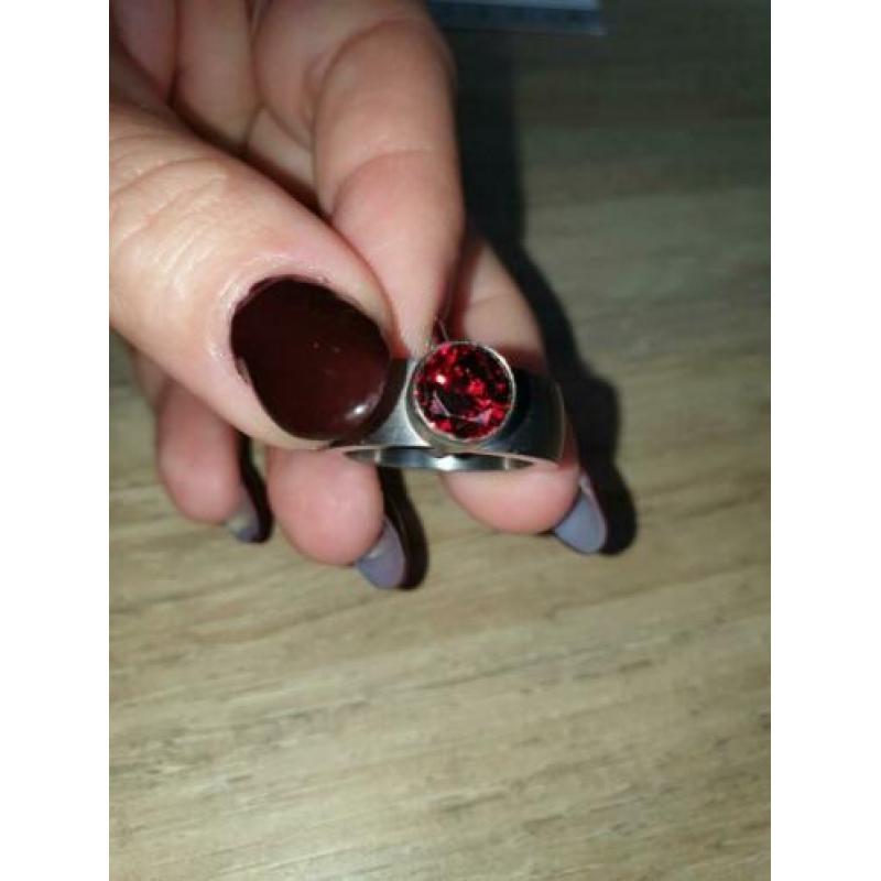 Ixxxi ringen maat 18 en 18,5