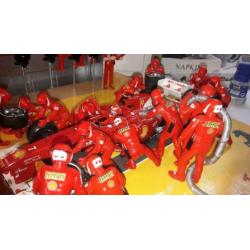 Ferrari pitcrew. Heeft niemand