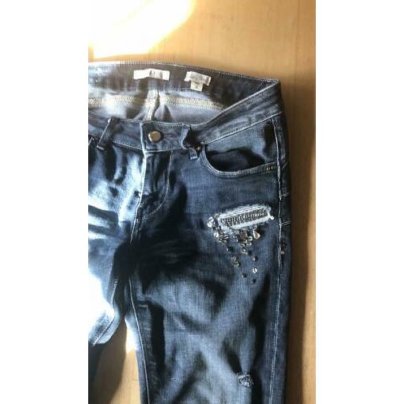 FRACOMINA jeans maat 26 (34/36) izgst