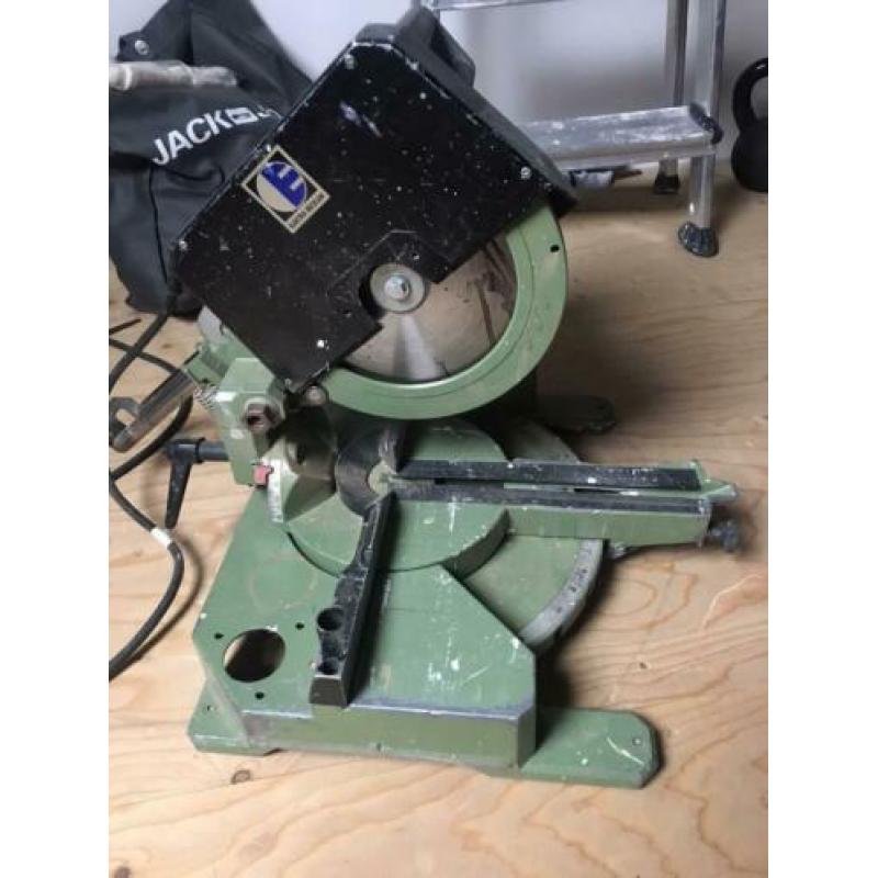 Elektra beckum afkortzaag