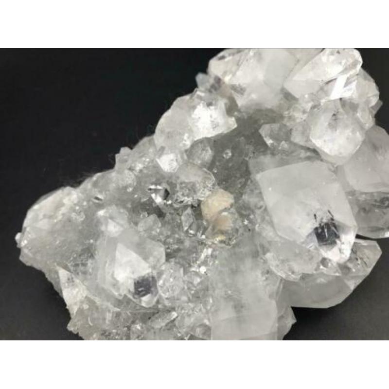 Zeoliet apofyliet stilbiet mineralen edelstenen gems