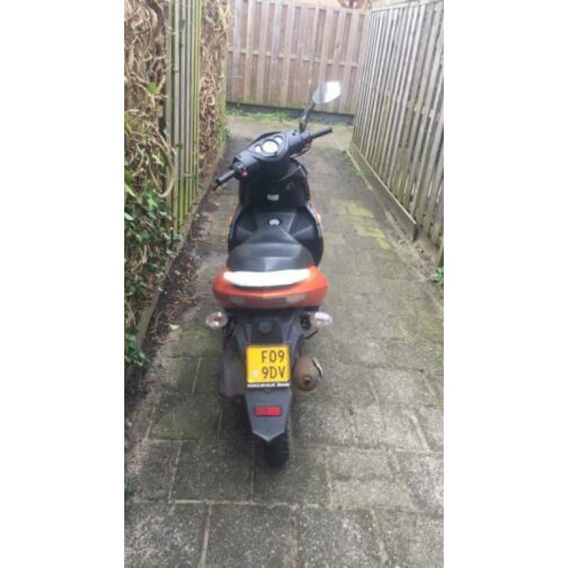 Berini striker scooter