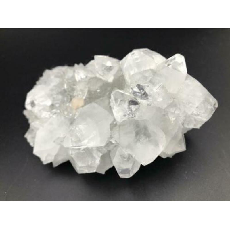 Zeoliet apofyliet stilbiet mineralen edelstenen gems