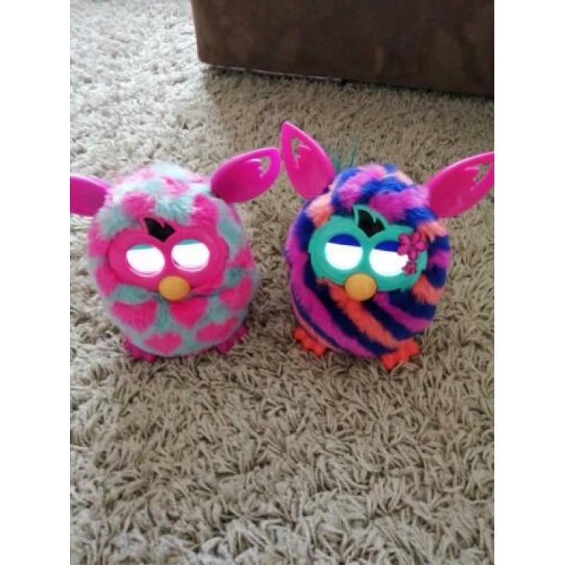 2 Furby boom
