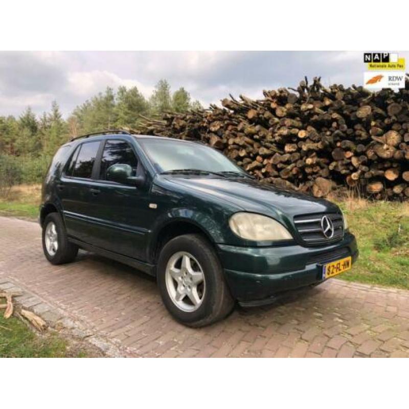 Mercedes-Benz M-klasse 270 CDI Groen Youngtimer Nw. APK