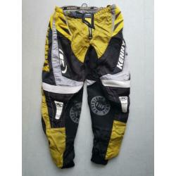Verschillende cross kleding
