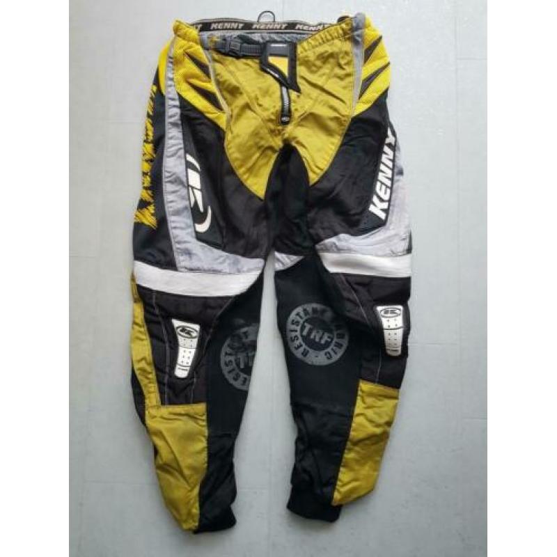 Verschillende cross kleding