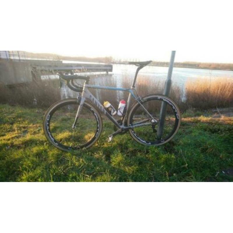 Canyon Ultimate CF SL