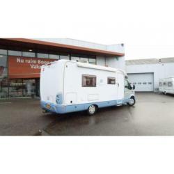 Burstner Delfin Performance 700 T ENKELE BEDDEN, SCHOTELTV
