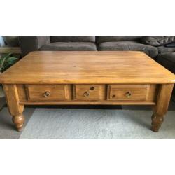 Grenen salontafel