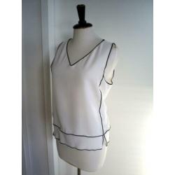 NIEUW !!! witte ZARA blouse top mt. M zwart biesje
