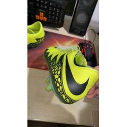 Nette nike supervenom voetbalschoenen