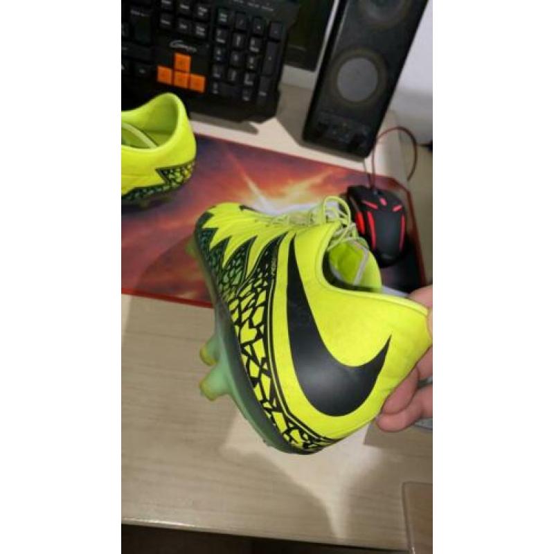 Nette nike supervenom voetbalschoenen
