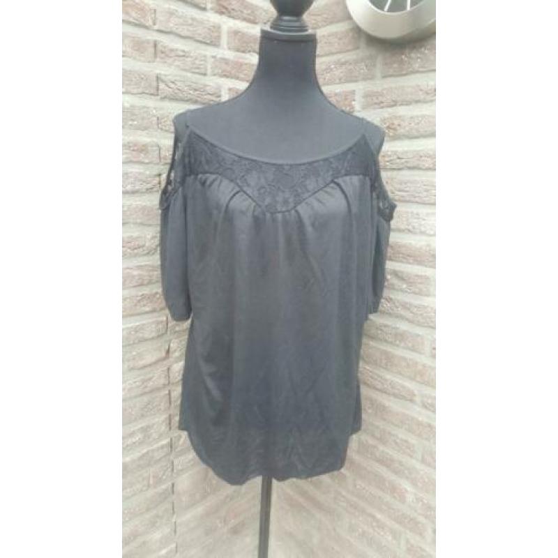 Zwarte open schouder spagetti top maat 5xl