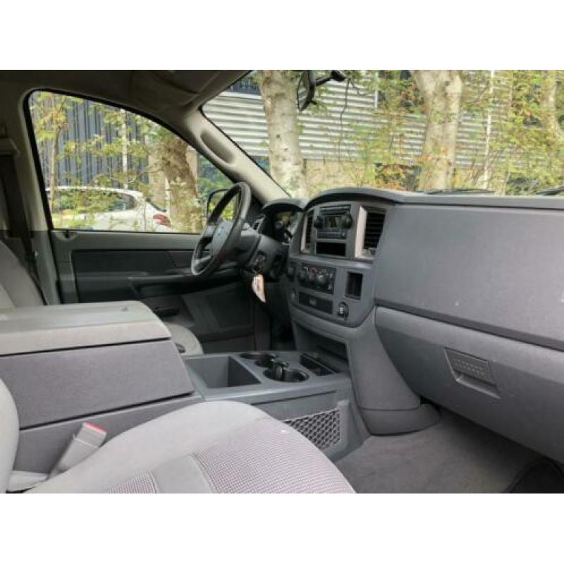 Dodge RAM 1500 SPORT 4X4 5.7 V8 LPG G3 HEMI