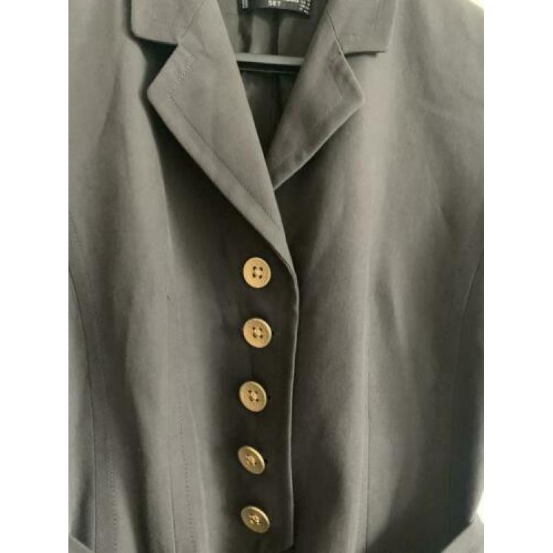 Louis Feraud vintage grijs blazer goud knoopjes 38 zomer set