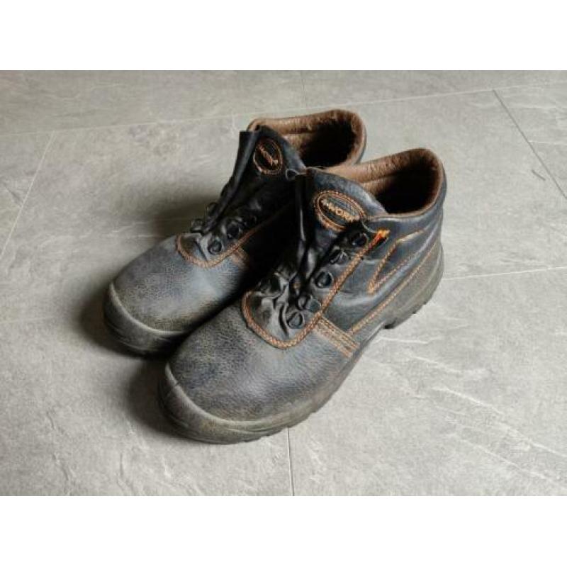 4 Work 4W12 Maat 40 Zwart