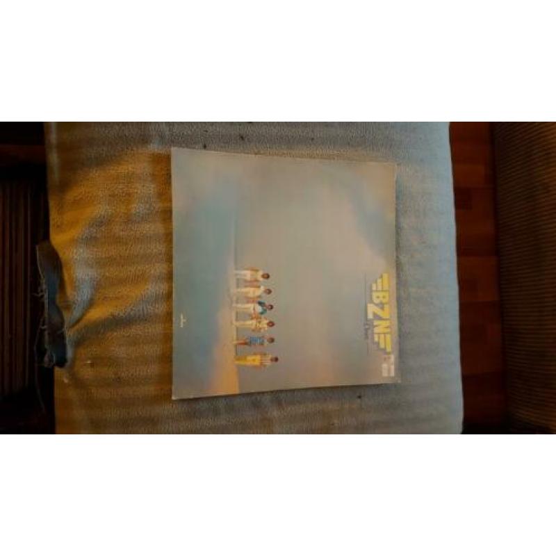 Platen van diverse zangers en zangeressen