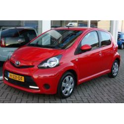 Toyota Aygo 1.0 VVT-i Aspiration | Navigatie | Airco | 5-drs