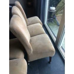 6 beige eetkamerstoelen , heerlijke zit!!